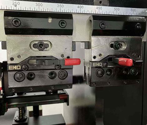 Tandem 63t Amada Die Hydraulic Sheet Metal Brake Manual Sheet Bending Machine