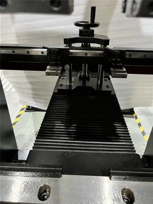 Metal Sheet Bending 3 Axis CNC NC Hydraulic Press Brake Machine 30t 1600